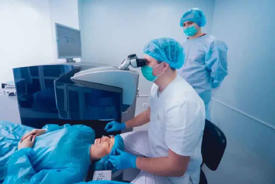 What-to-Know-Before-Getting-LASIK-Eye-Surgery-in-Houston-Texas