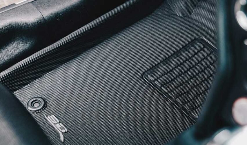 Custom BMW Car Mats vs. Universal Options: Which One Fits Best?